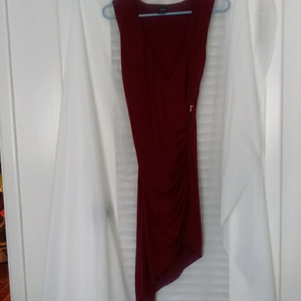 Casual red dress
